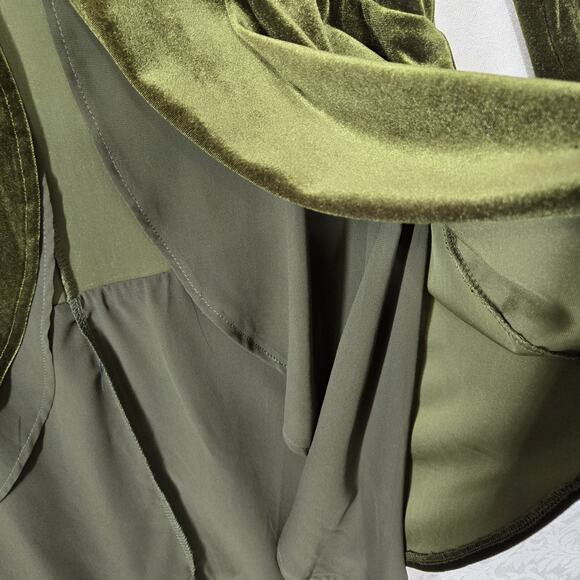 R Vivimos Velvet Cardigan Duster M Green Open Front Ruffle Witchy Holiday Boho - Picture 6 of 16